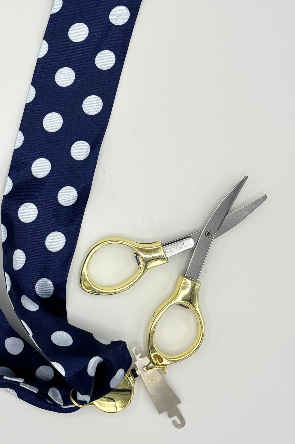 Blue & White Polka Dot Stitching Scarf